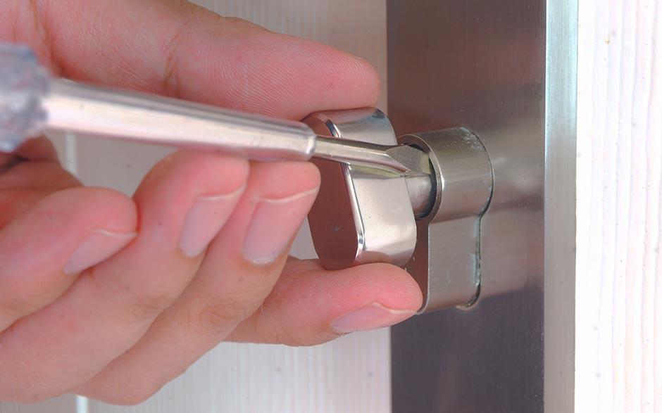 ouverture de porte claquée serrurier Le Châtelet-en-Brie